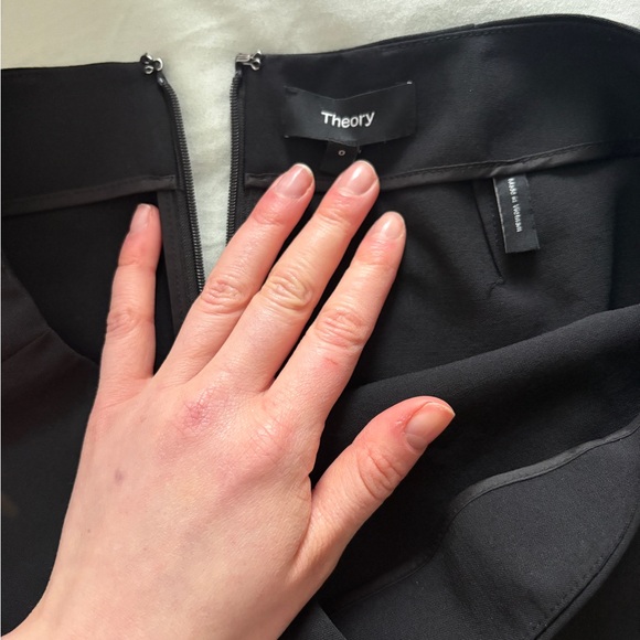 Theory Pencil Skirt - Picture 3 of 3